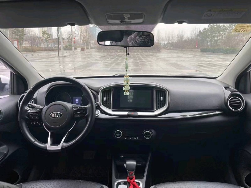 邯郸19年起亚奕跑7