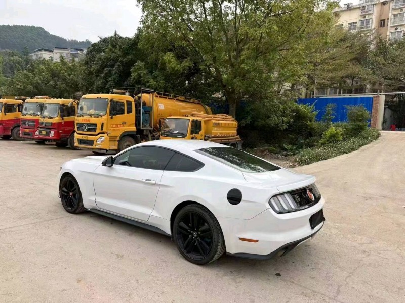 梧州16年福特野马2