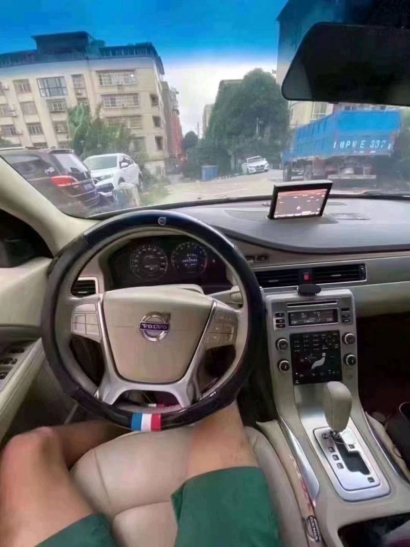 梧州10年沃尔沃S80L5