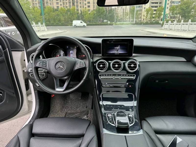 徐州19年奔驰GLC7