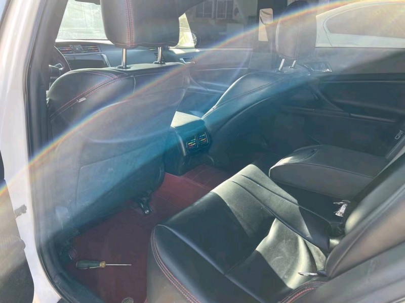 济南15年丰田锐志3