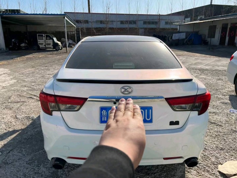 济南15年丰田锐志7