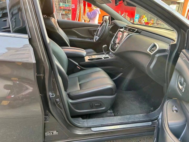 长沙21年日产楼兰5