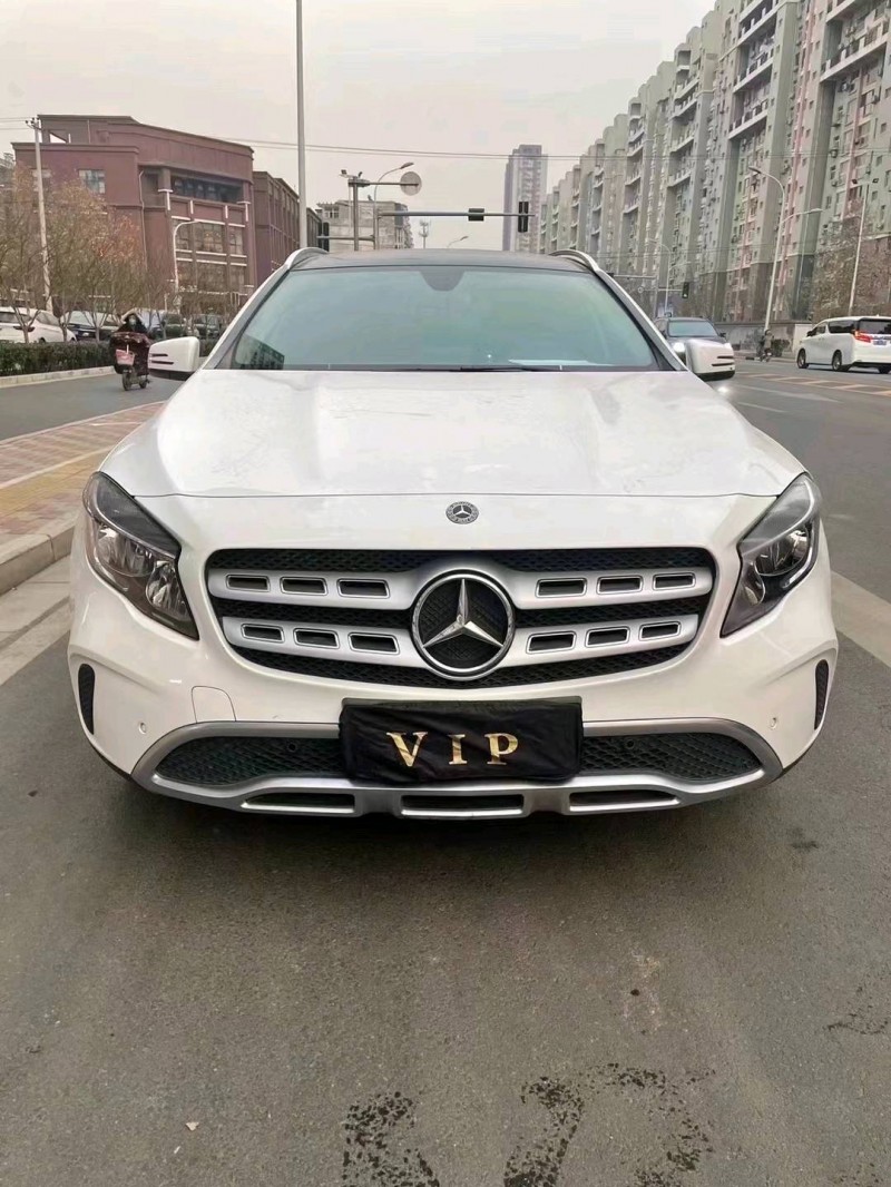 邯郸18年奔驰GLA9