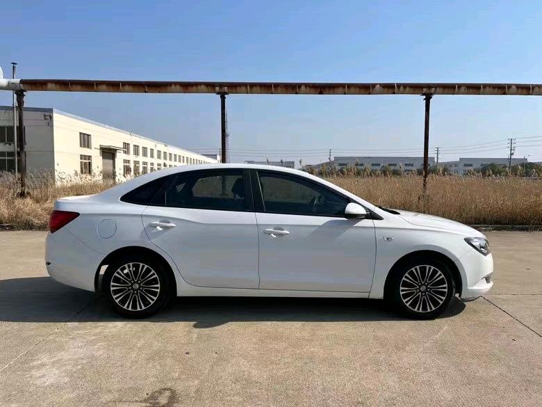 徐州17年别克英朗7