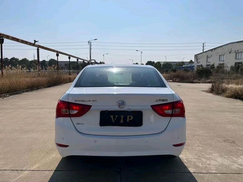 徐州17年别克英朗5