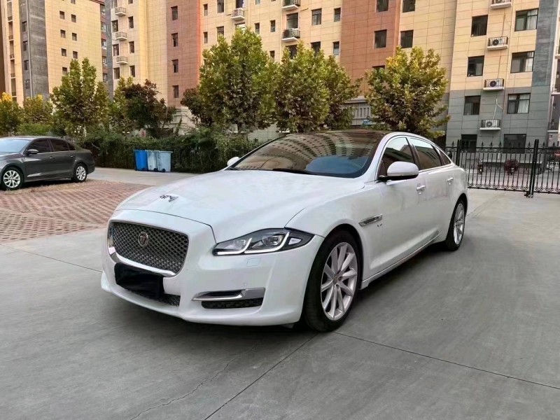邯鄲16年捷豹XJL6
