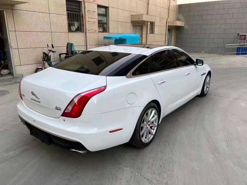邯鄲16年捷豹XJL4