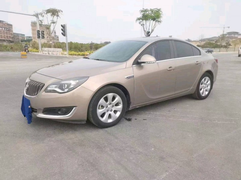 梧州15年别克君威3