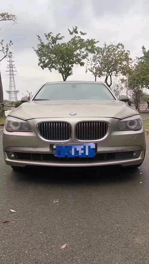 邢台12年宝马7系9