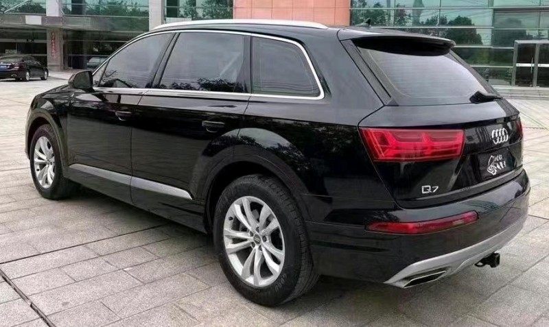 广州19年奥迪Q79