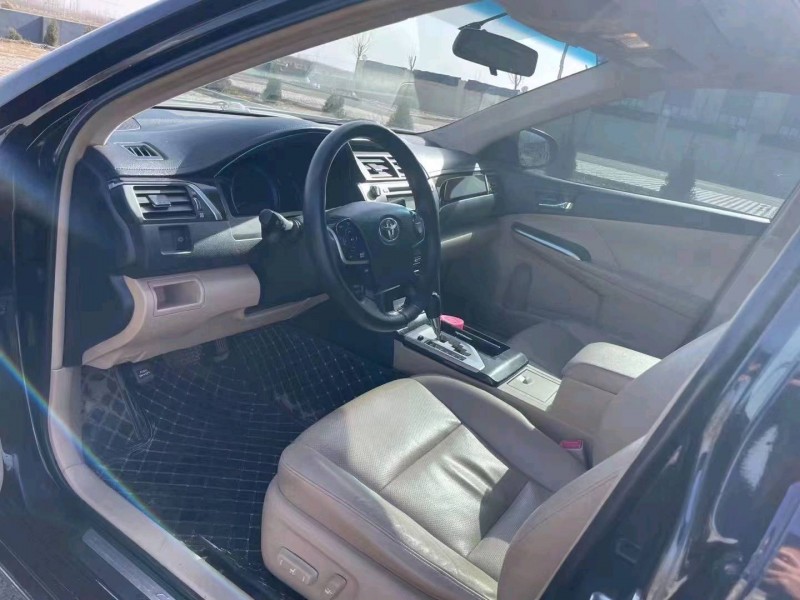 邯郸13年丰田凯美瑞3