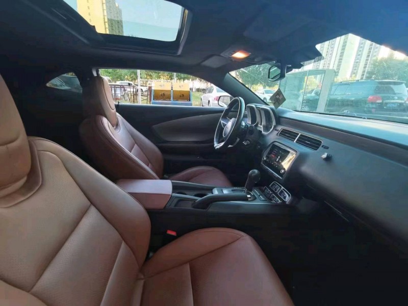 邯郸11年雪佛兰科迈罗5