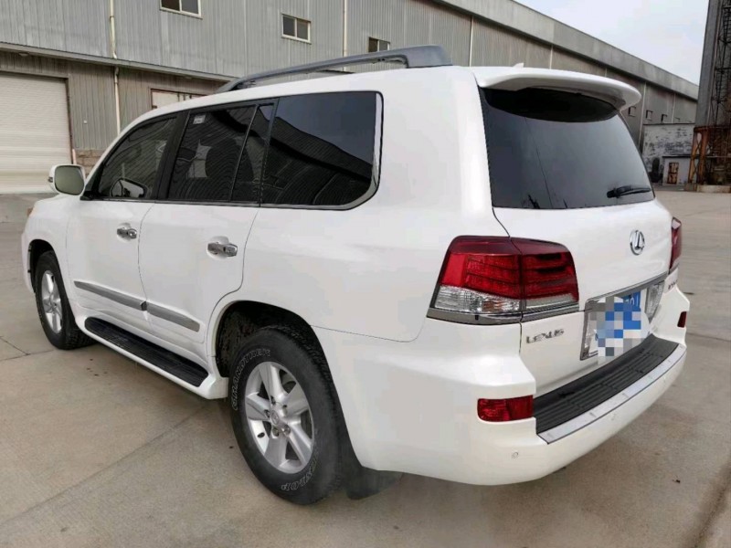 济南12年雷克萨斯LX7