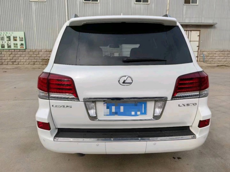 济南12年雷克萨斯LX8