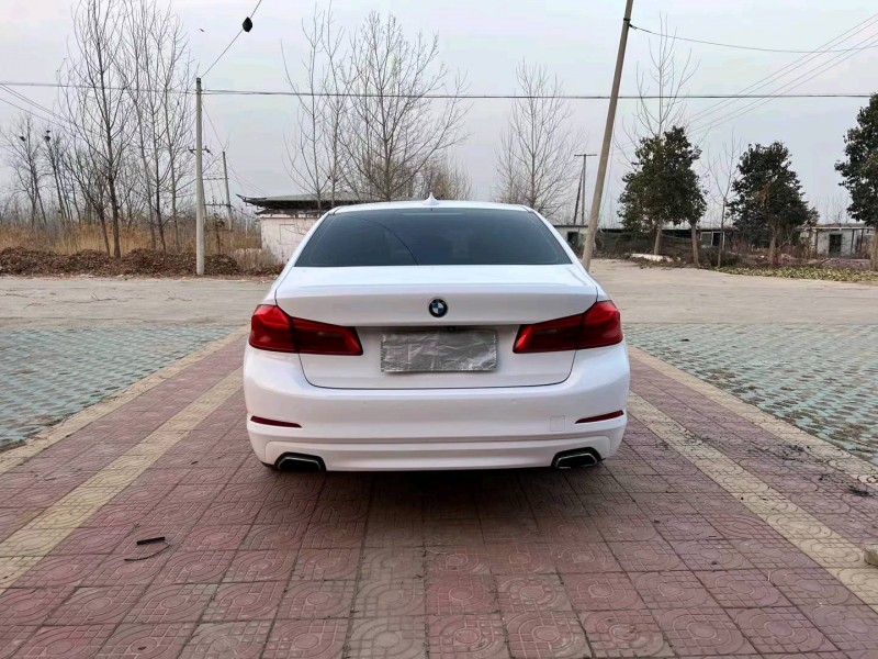 徐州18年宝马5系9
