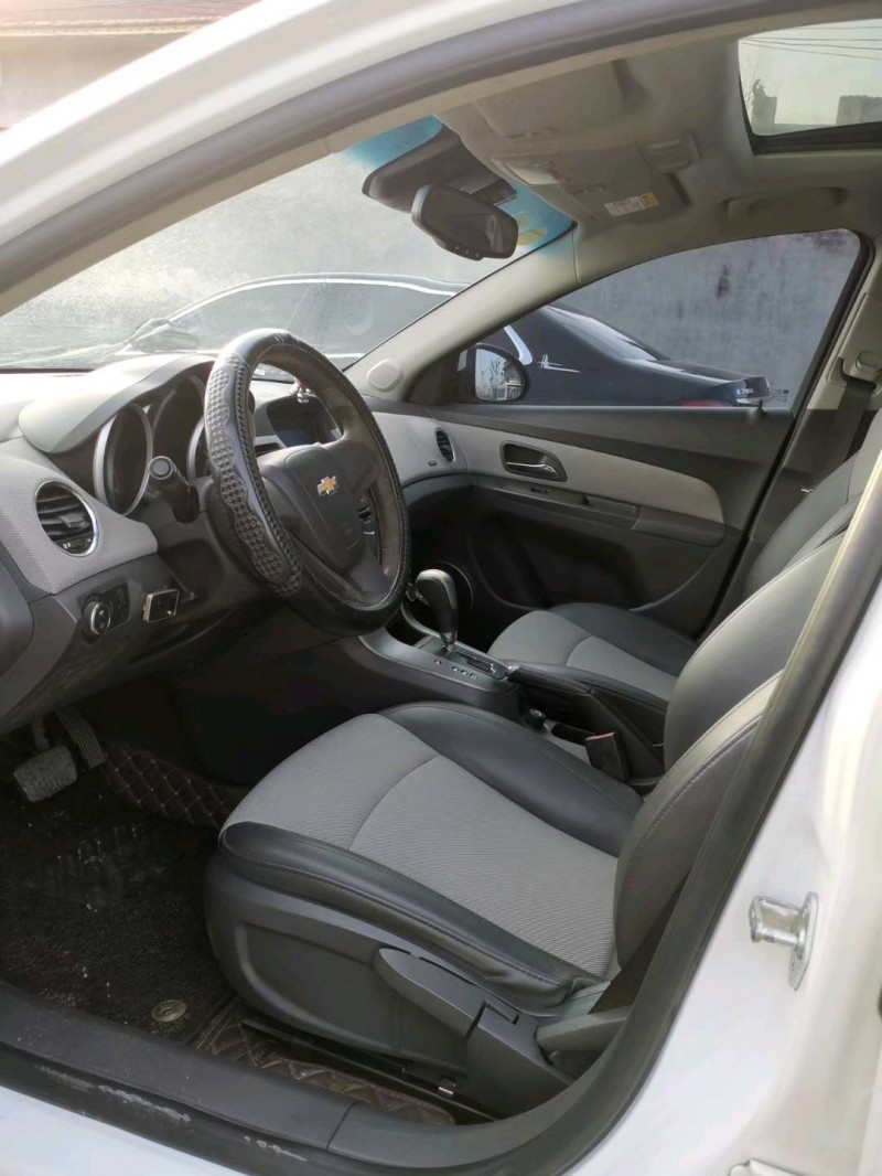 北京14年雪佛兰科鲁兹4