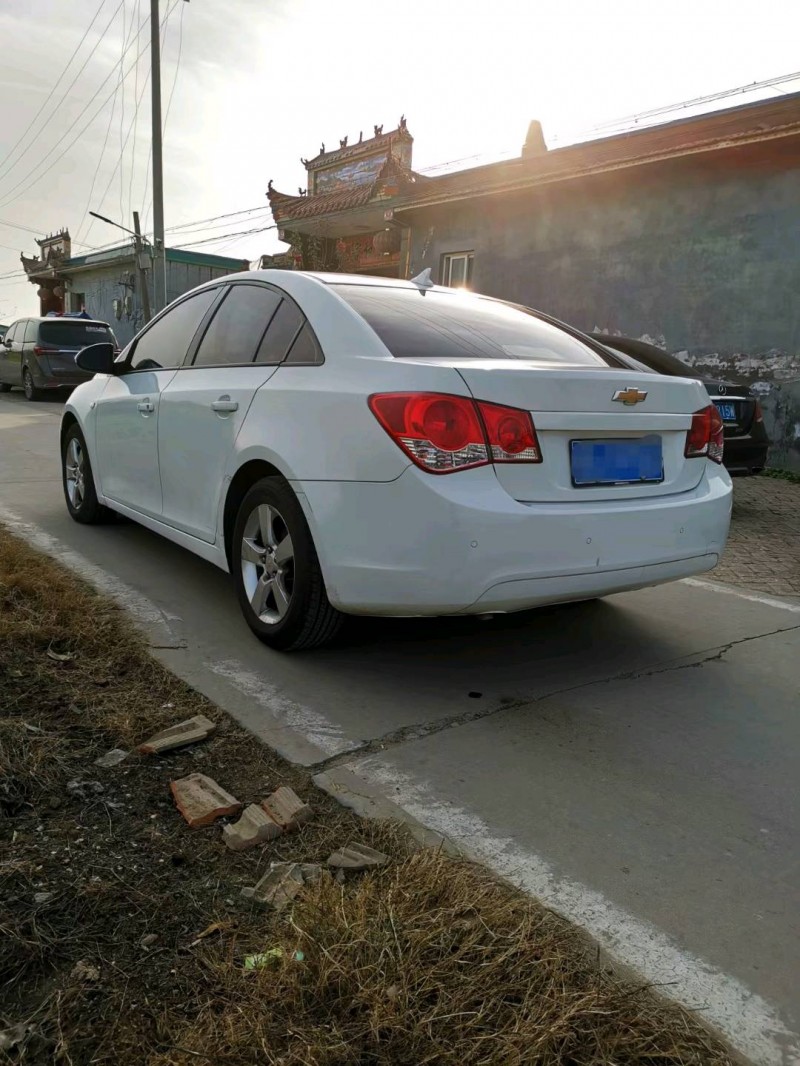 北京14年雪佛兰科鲁兹7