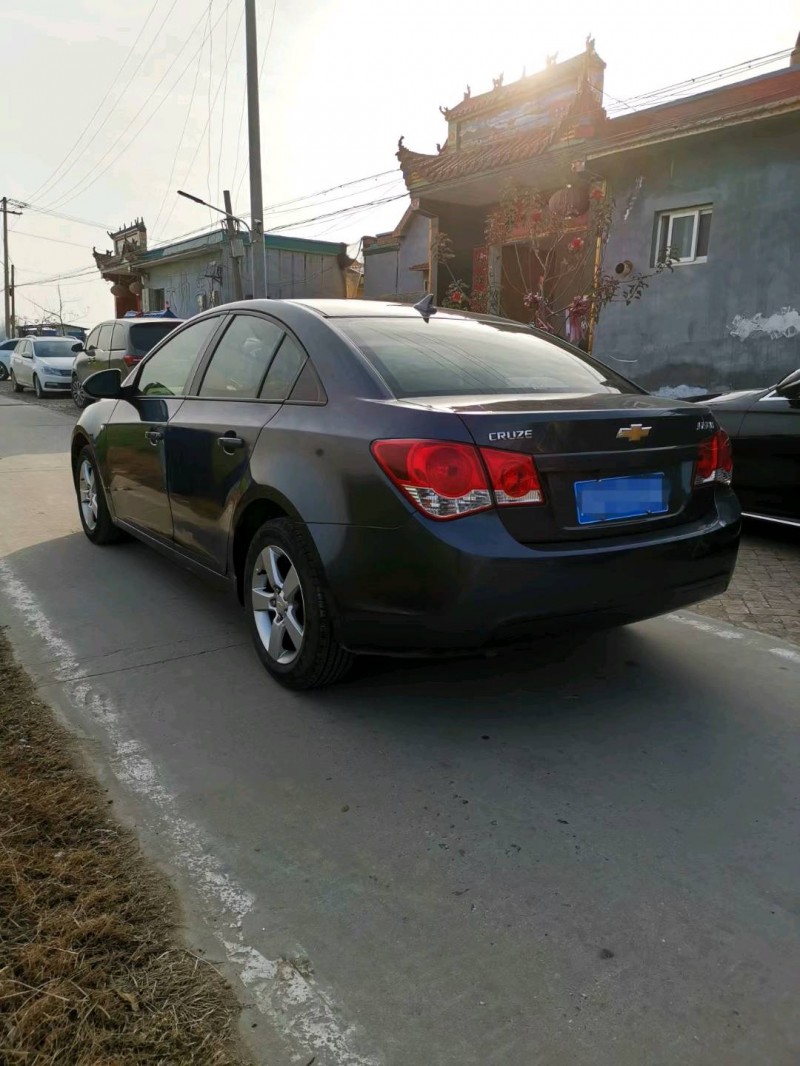 北京13年雪佛兰科鲁兹7