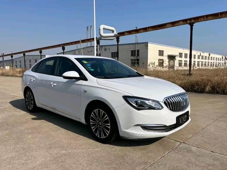 盐城17年别克英朗2