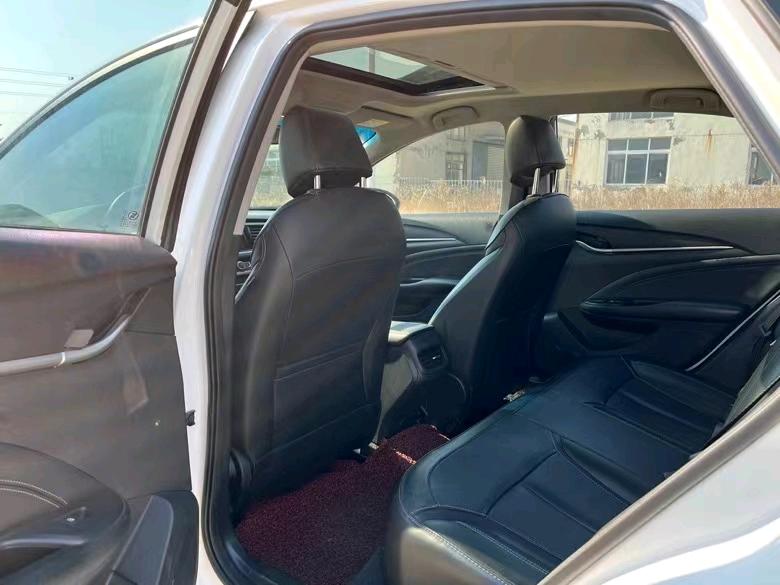 盐城17年别克英朗5