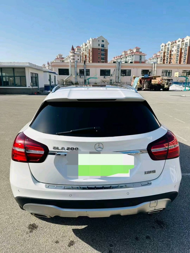 枣庄18年奔驰GLA3