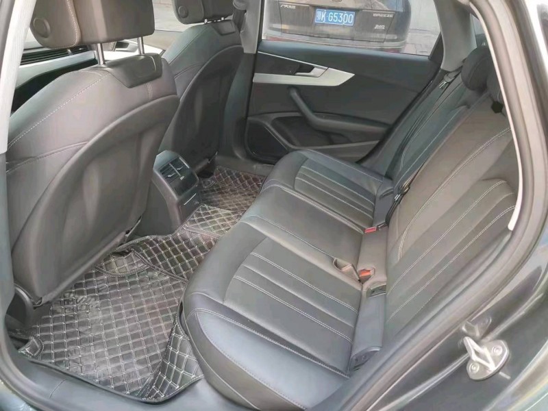 宜昌21年奥迪A4L5