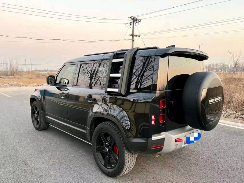 枣庄21年路虎卫士6