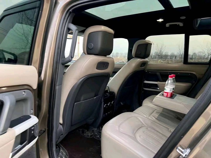 枣庄21年路虎卫士5