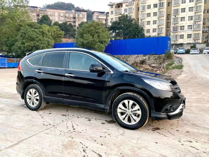 梧州13年本田CRV4