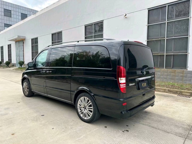 盐城13年奔驰唯雅诺9