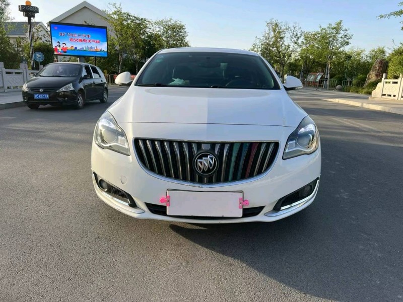 徐州16年别克君威9