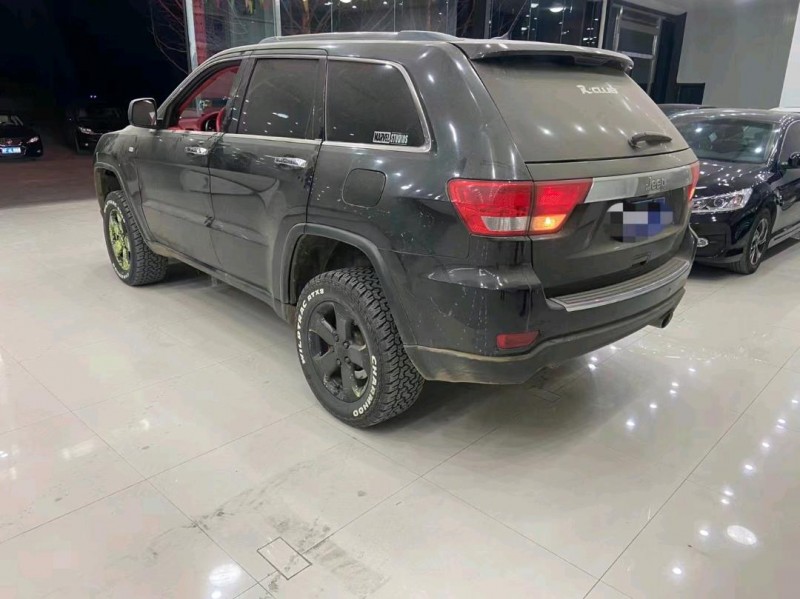 枣庄12年Jeep大切诺基6