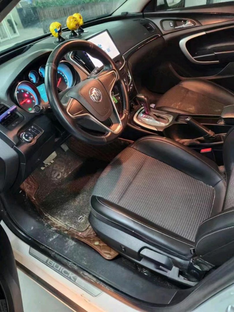 宜昌16年别克君威5