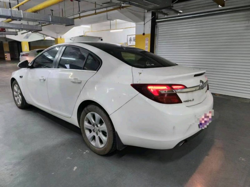 宜昌16年别克君威3