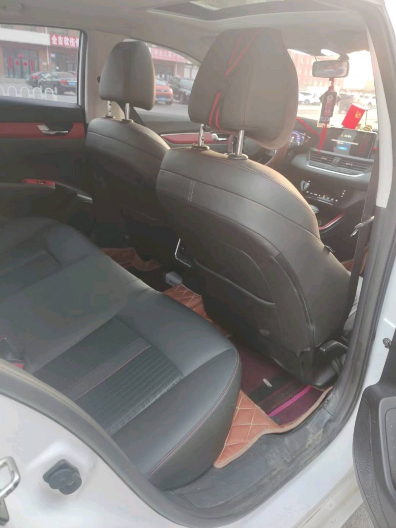 保定21年东风奕炫6