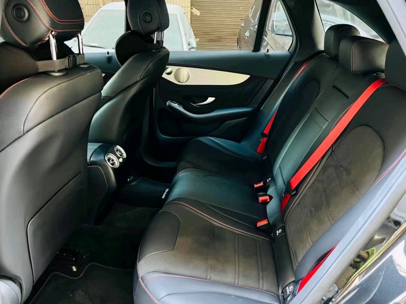 广州21年奔驰AMG5