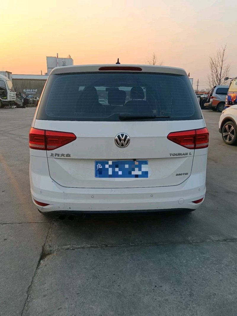 济南19年大众途安6