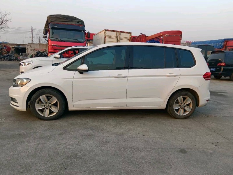 济南19年大众途安5