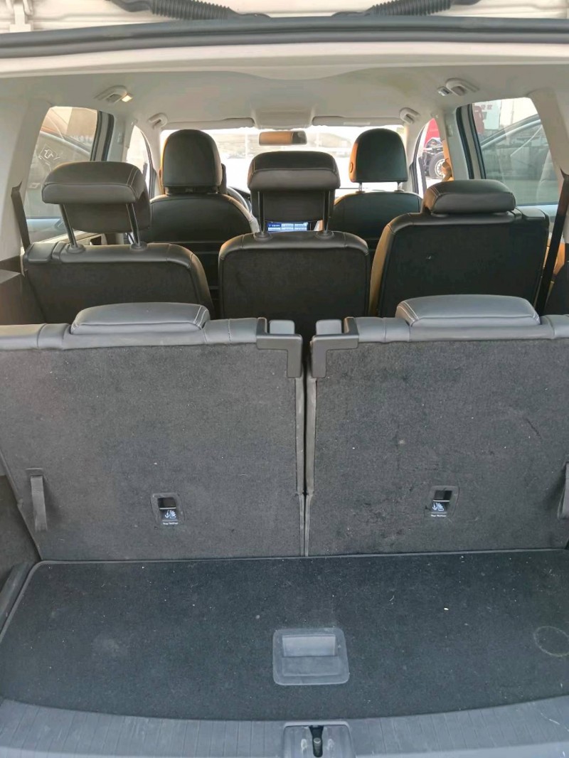 济南19年大众途安8