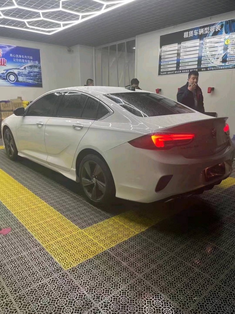 邯郸20年别克君威GS8