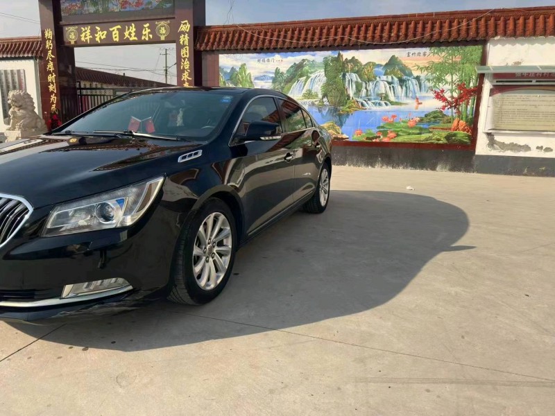 邯郸15年别克君越2