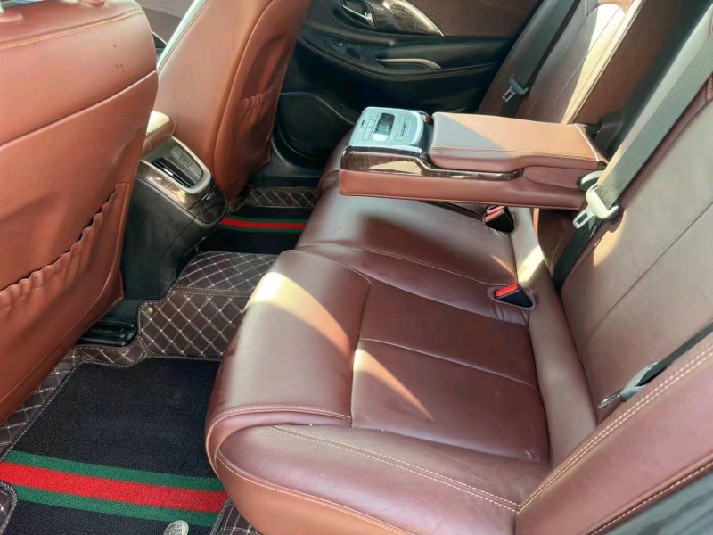 邯郸15年别克君越6