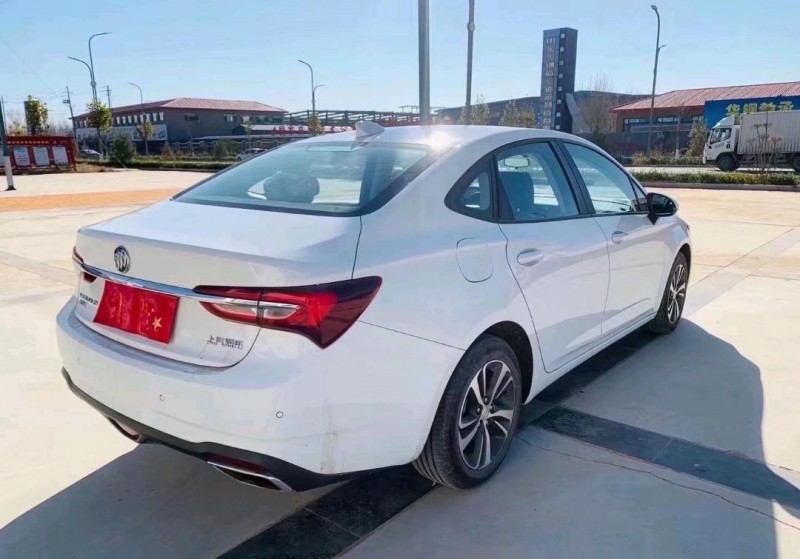 枣庄21年别克威朗3