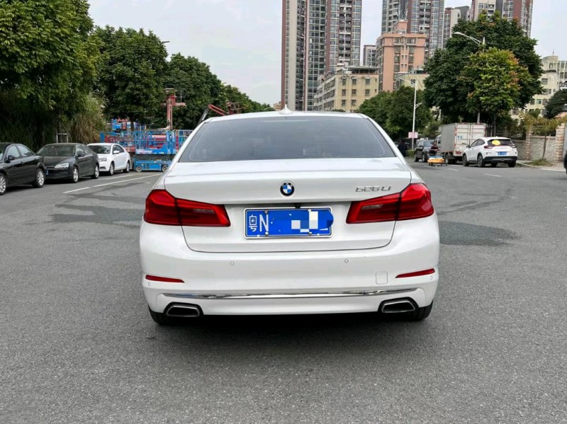 广州18年宝马5系9