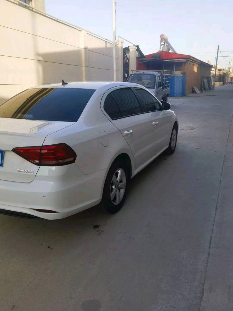 邯郸21年大众朗逸3