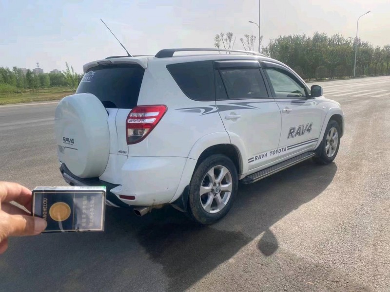 武汉11年丰田RAV4荣放3