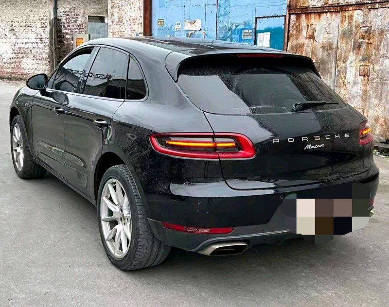 珠海15年保时捷Macan5