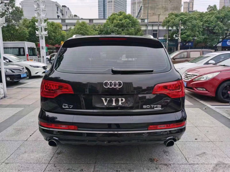 常州13年奥迪Q73