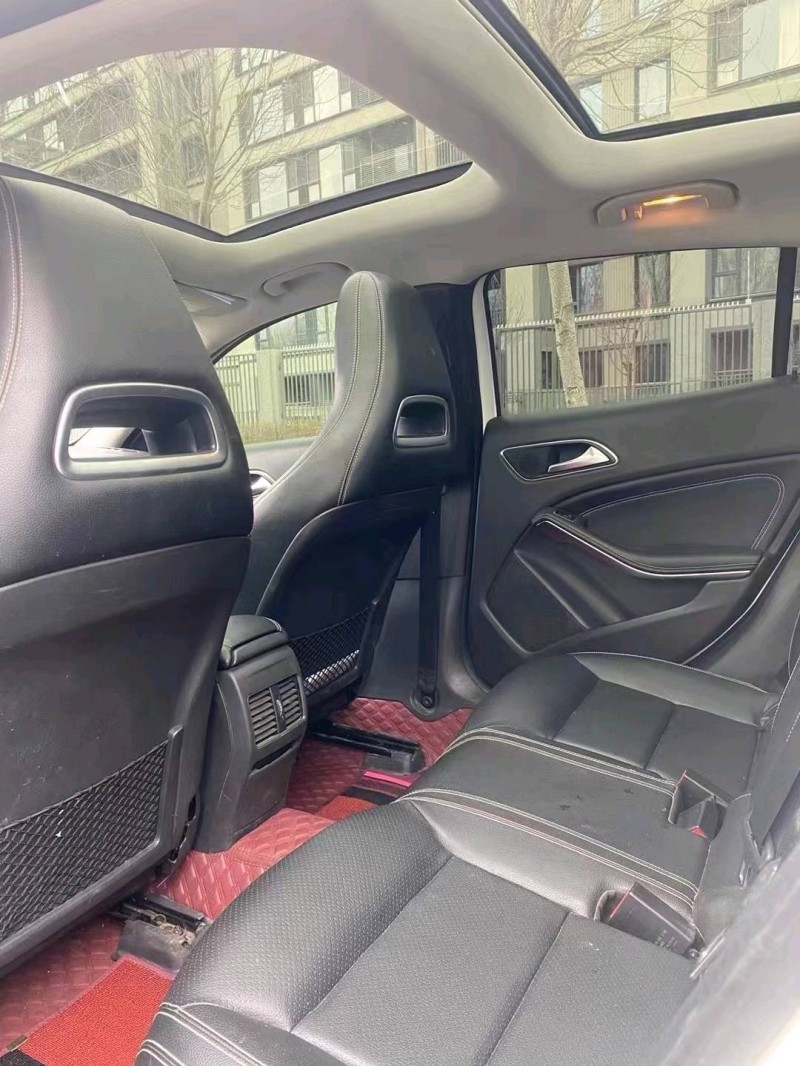 沈阳17年奔驰GLA4